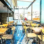 Hotel Kaya Royal Theater Street 3*