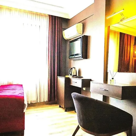 Kaya Royal Theater Street